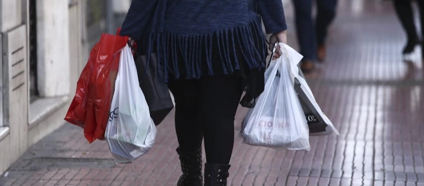 Νέα έρευνα: Σχεδόν 1 στους 10 πολίτες στην ΕΕ έχει αγοράσει προϊόντα-«μαϊμού» εν αγνοία του